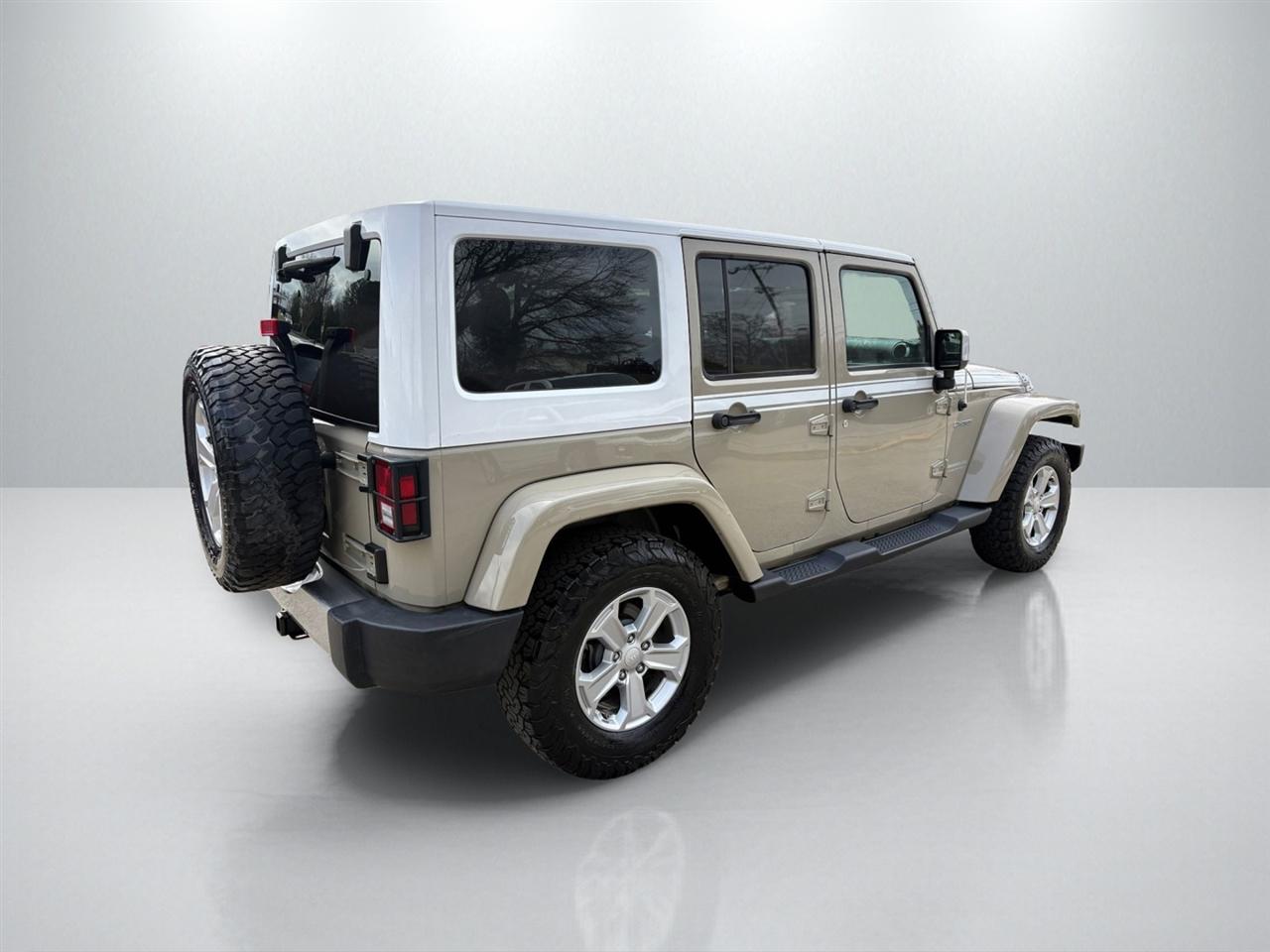 Jeep Wrangler Unlimited Sahara 4WD 2017