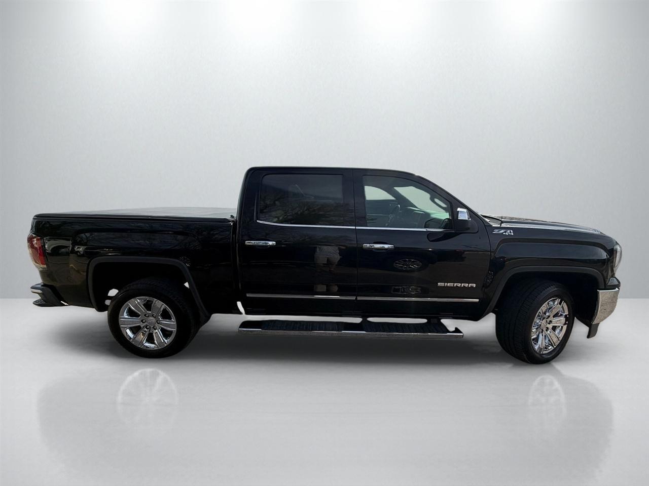 GMC Sierra 1500 SLT Crew Cab Short Box 4WD 2017