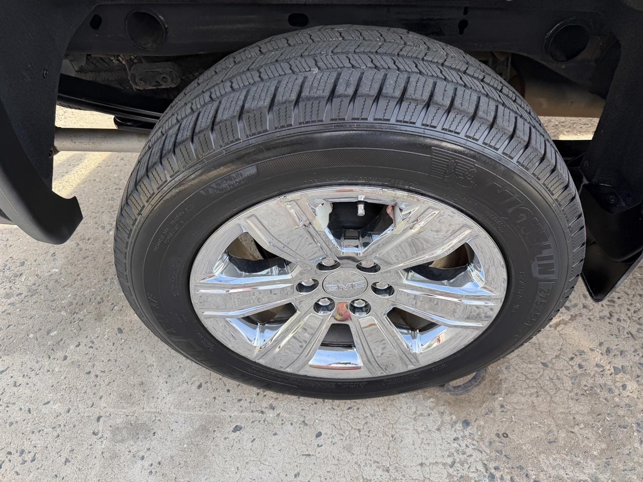 GMC Sierra 1500 SLT Crew Cab Short Box 4WD 2017