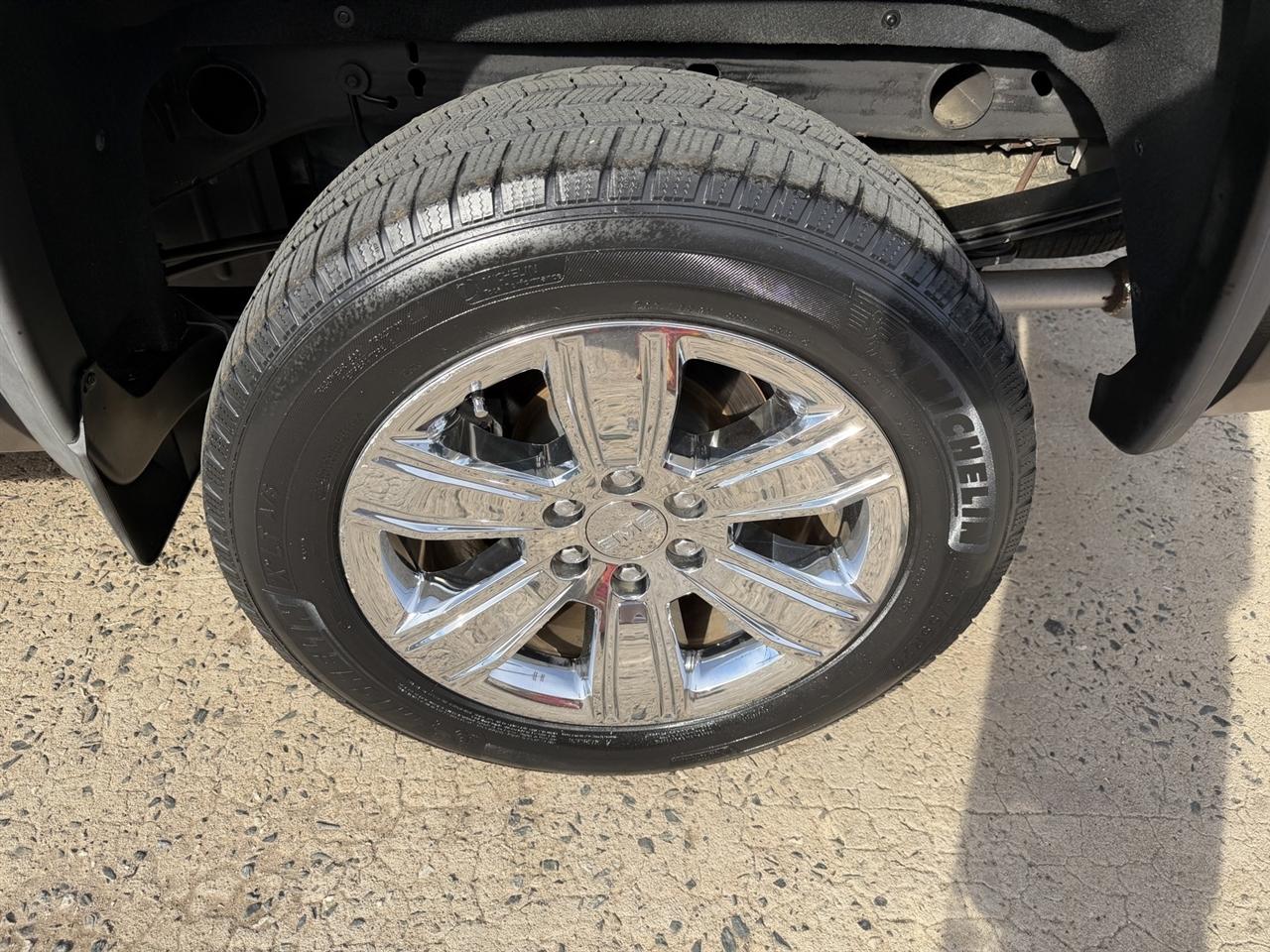 GMC Sierra 1500 SLT Crew Cab Short Box 4WD 2017