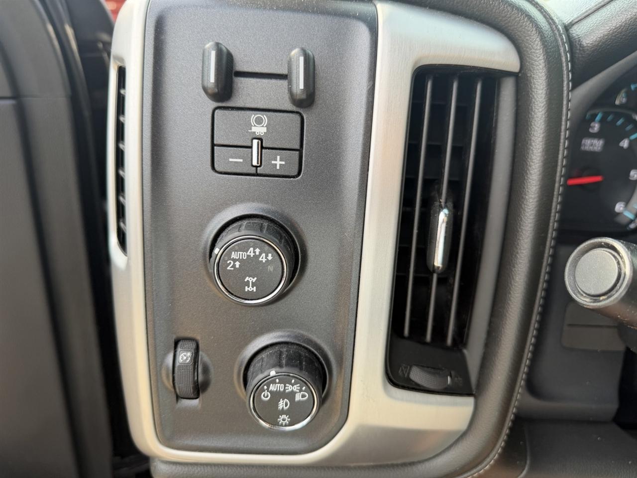 GMC Sierra 1500 SLT Crew Cab Short Box 4WD 2017