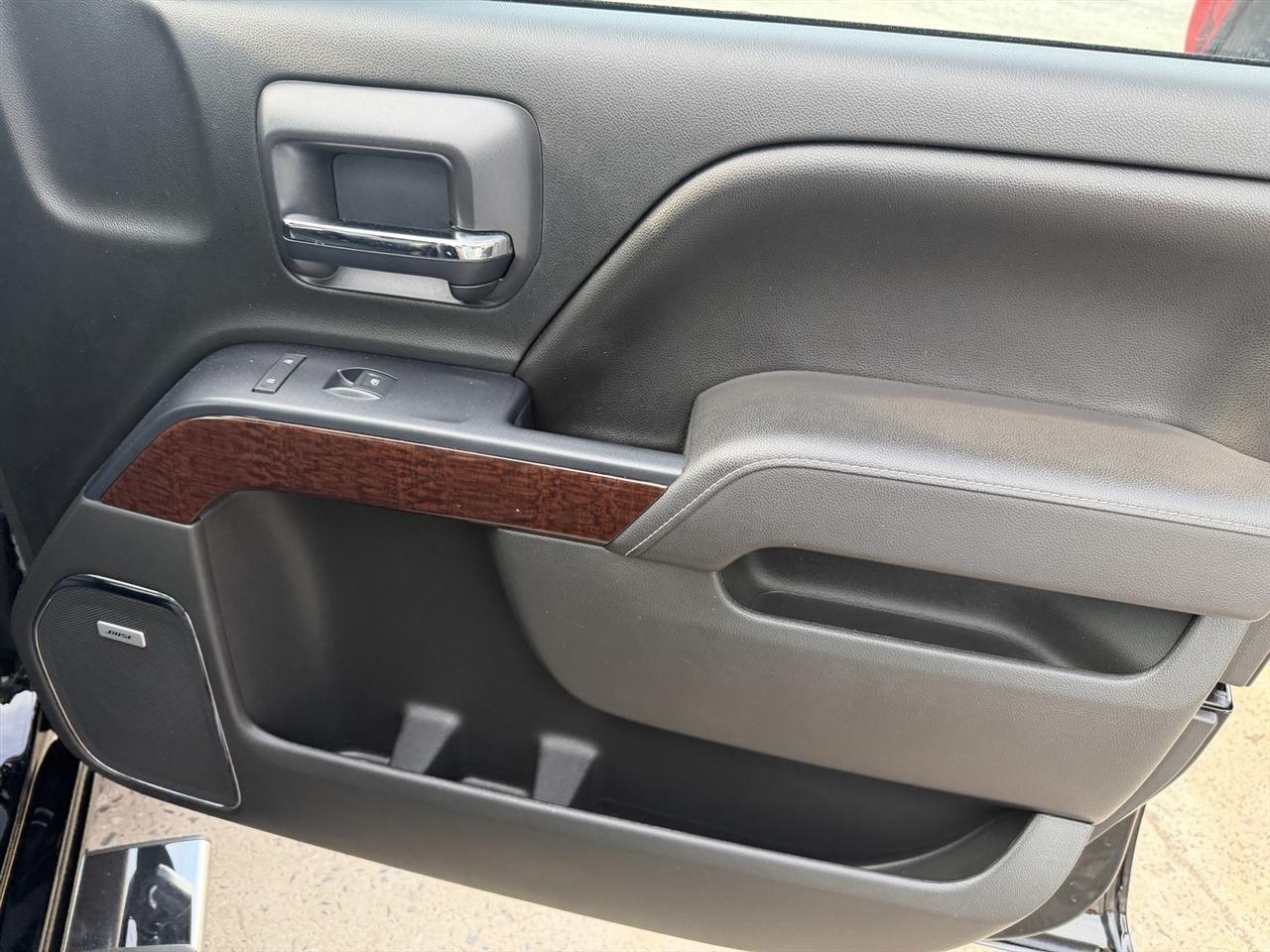 GMC Sierra 1500 SLT Crew Cab Short Box 4WD 2017