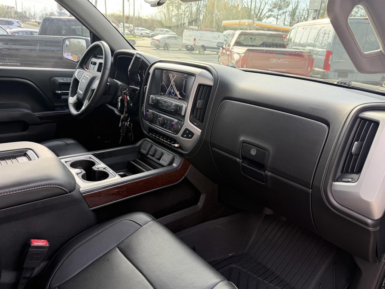 GMC Sierra 1500 SLT Crew Cab Short Box 4WD 2017