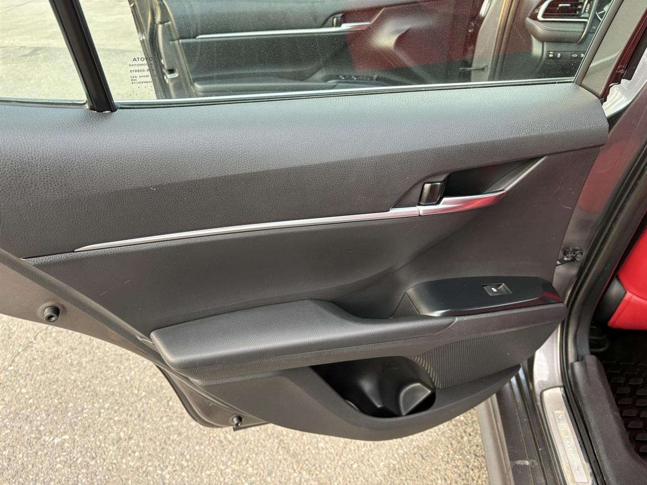 Toyota Camry SE 2018