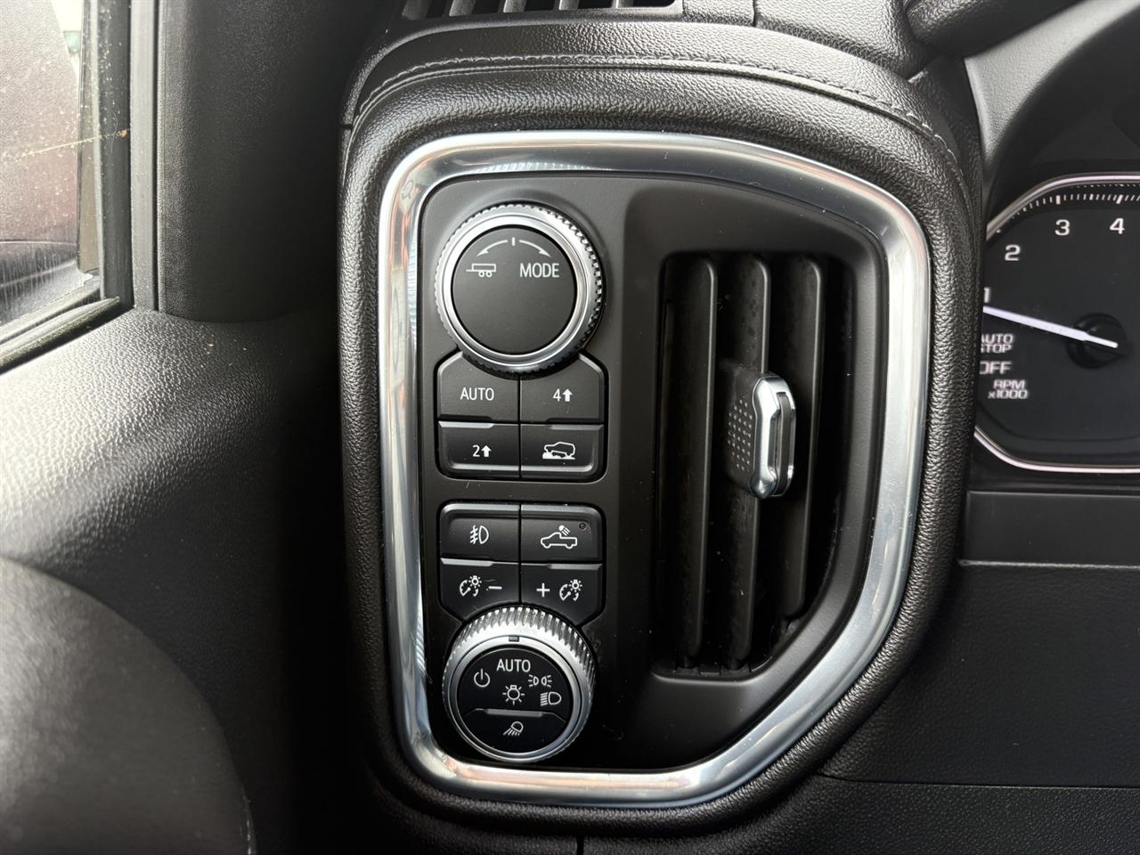 GMC Sierra 1500 SLT Crew Cab Short Box 4WD 2020