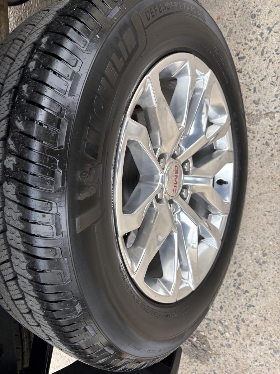 GMC Sierra 1500 SLT Crew Cab Short Box 4WD 2020