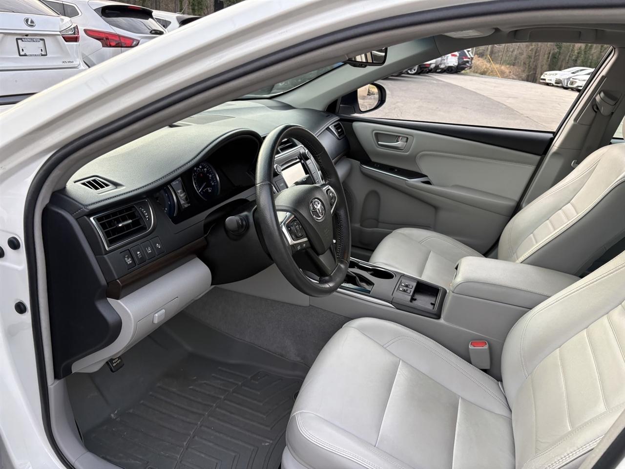 Toyota Camry XSE V6 2017