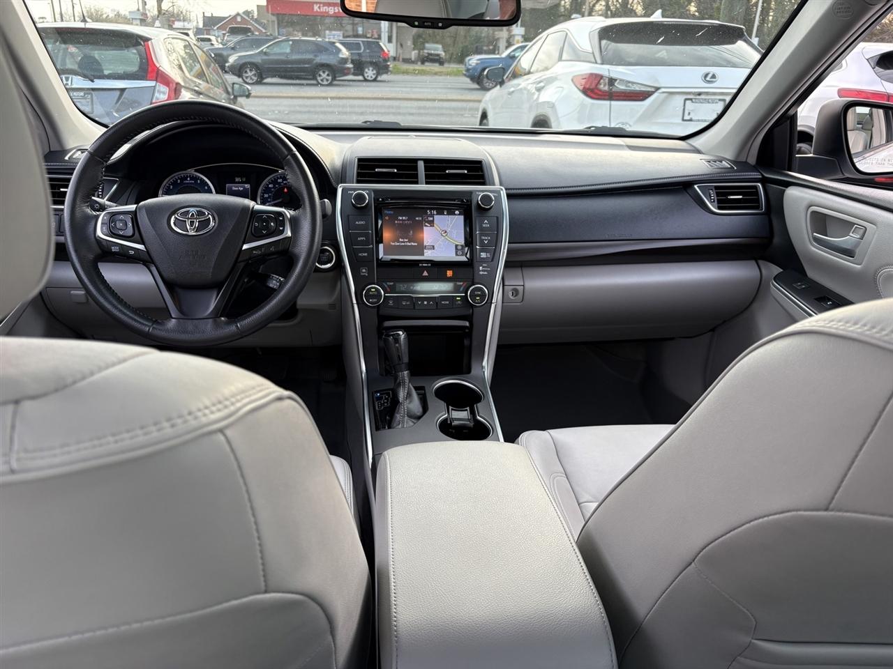 Toyota Camry XSE V6 2017
