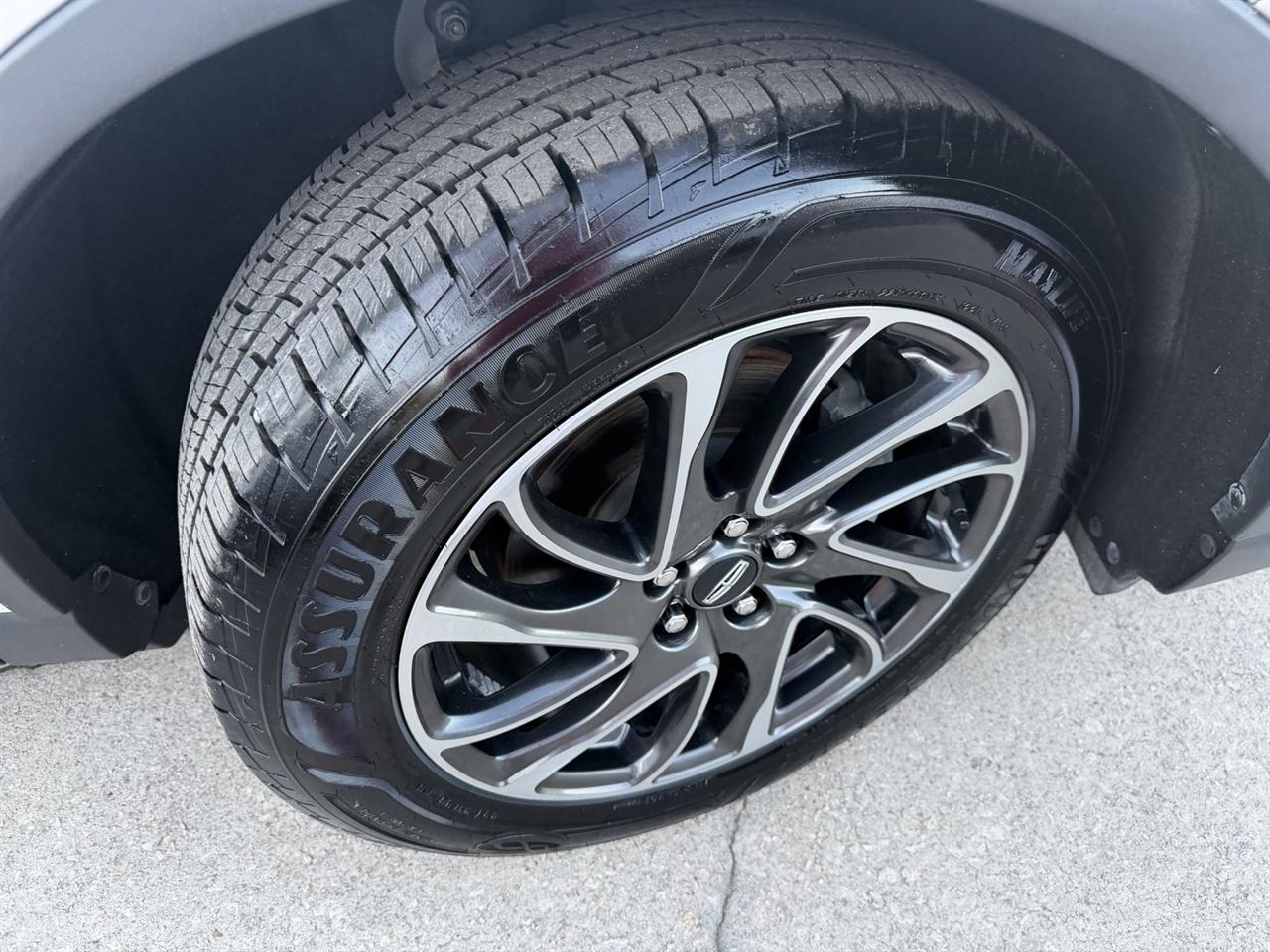 Lincoln Corsair Base 2020