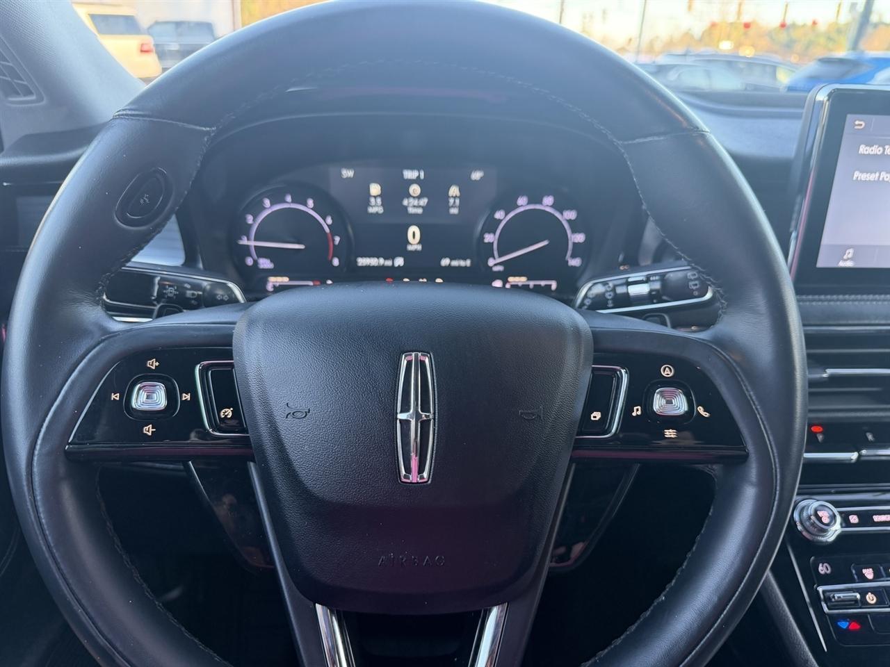 Lincoln Corsair Base 2020