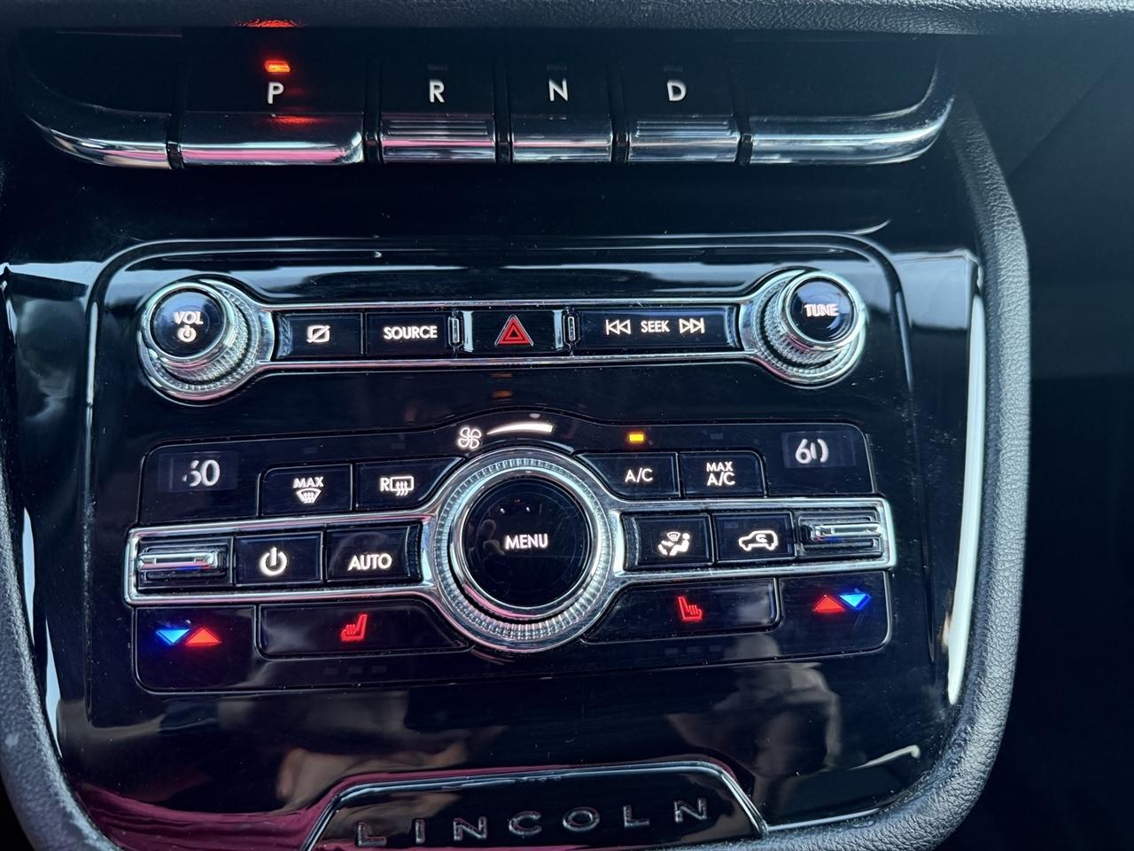 Lincoln Corsair Base 2020