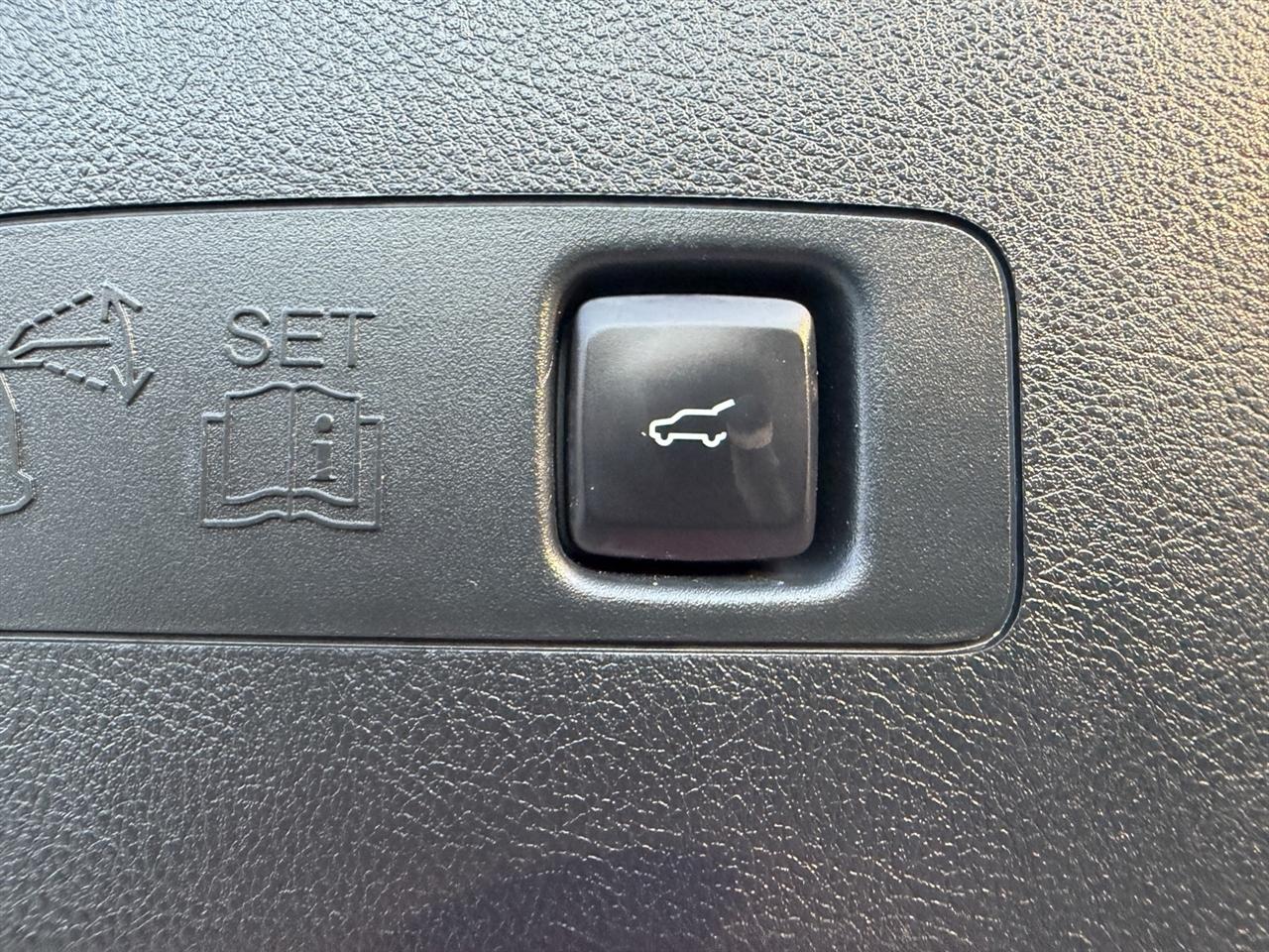 Lincoln Corsair Base 2020