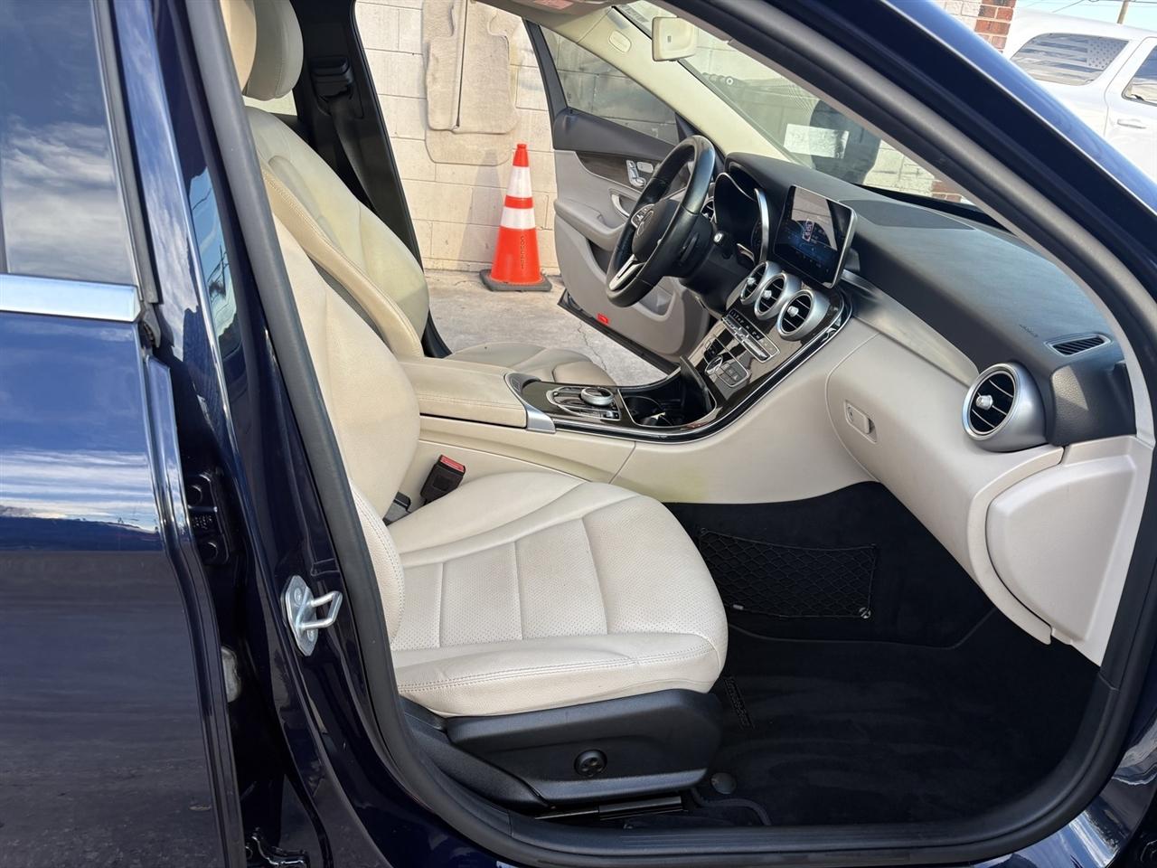 Mercedes-Benz C-Class C300 Sedan 2020