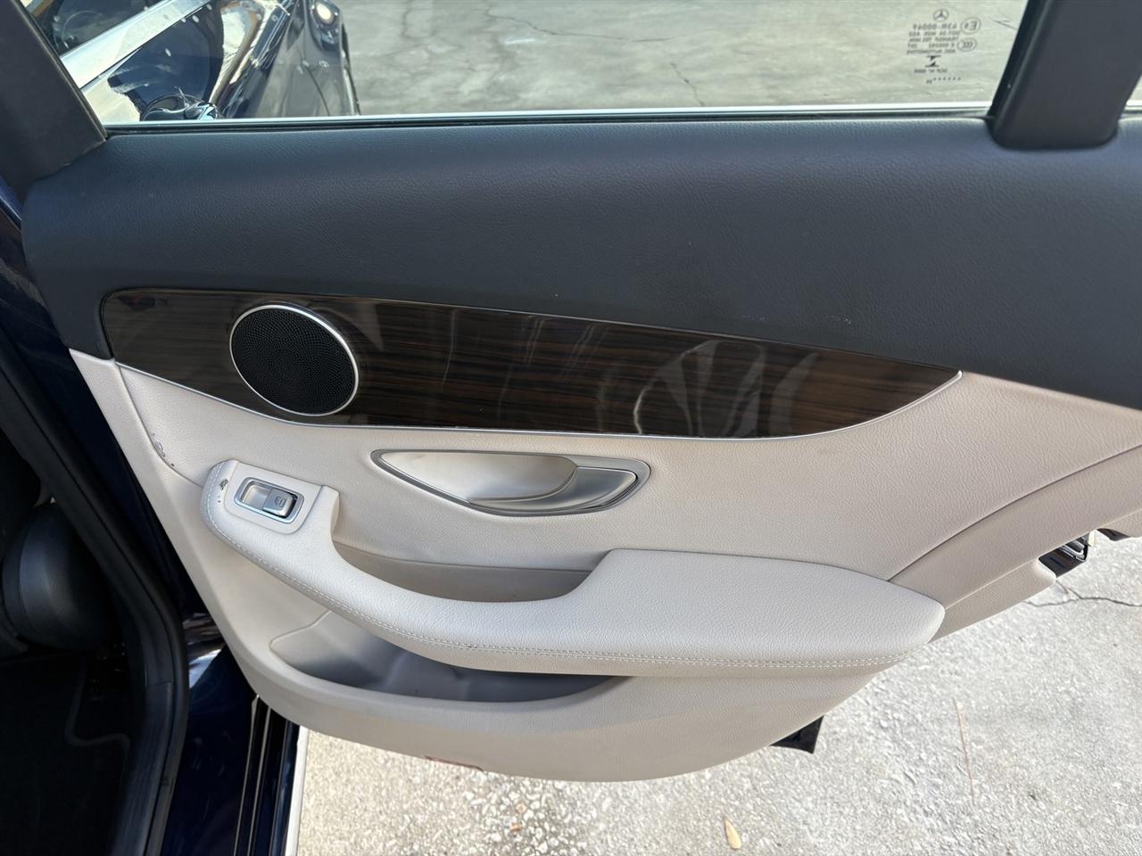 Mercedes-Benz C-Class C300 Sedan 2020