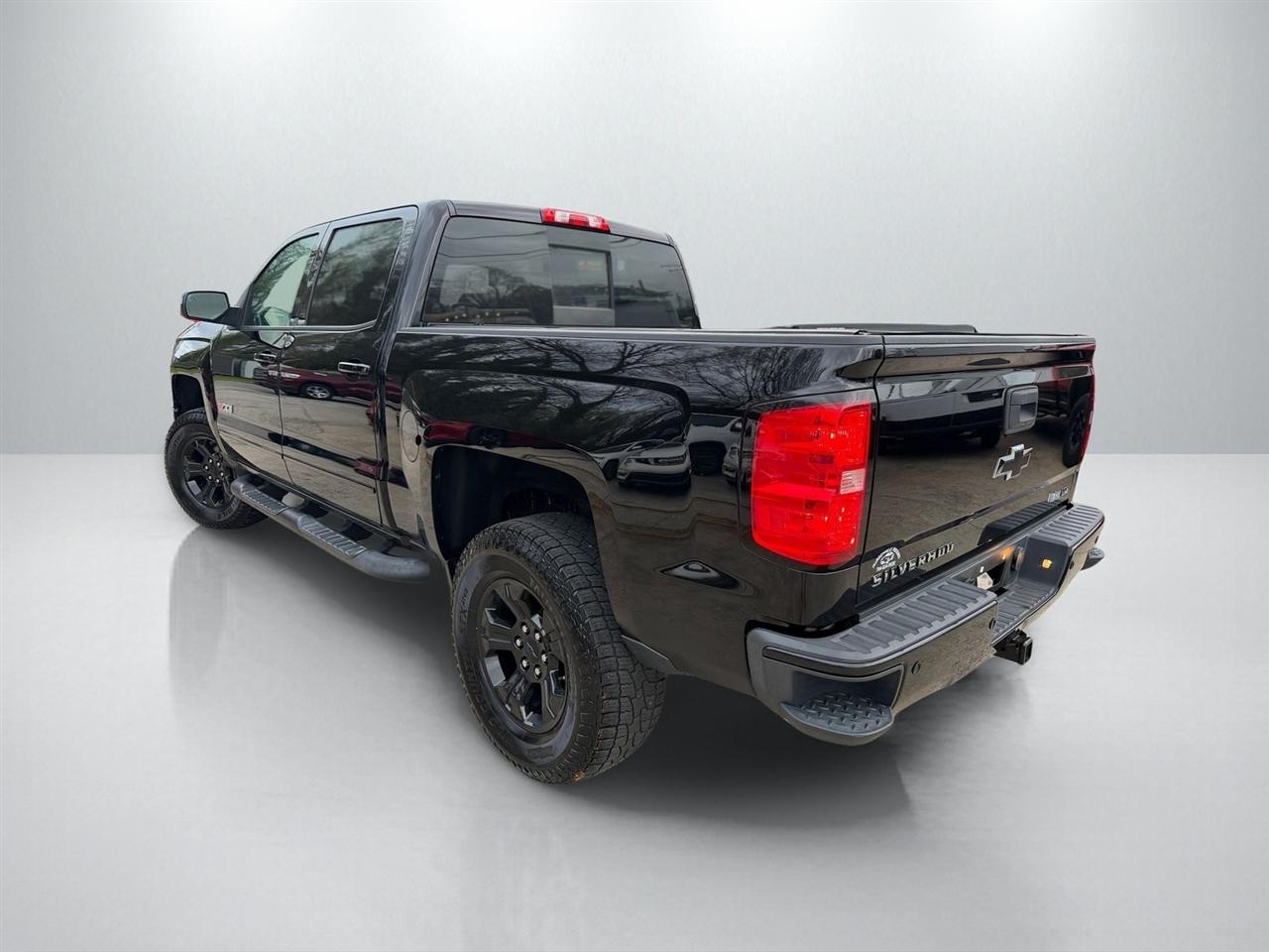 Chevrolet Silverado 1500 LTZ Z71 Crew Cab 4WD 2015