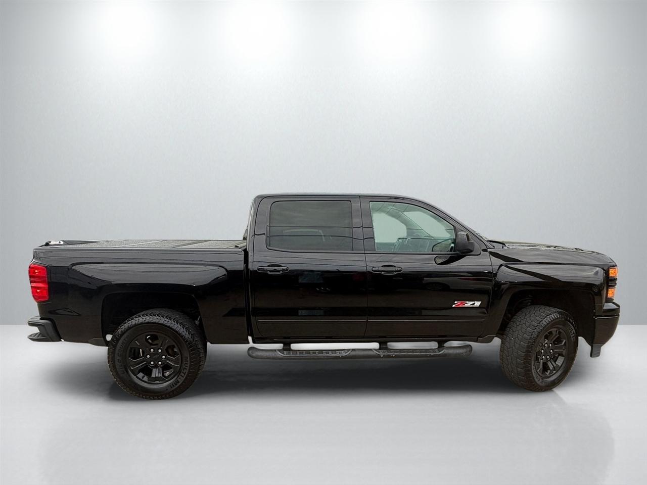Chevrolet Silverado 1500 LTZ Z71 Crew Cab 4WD 2015