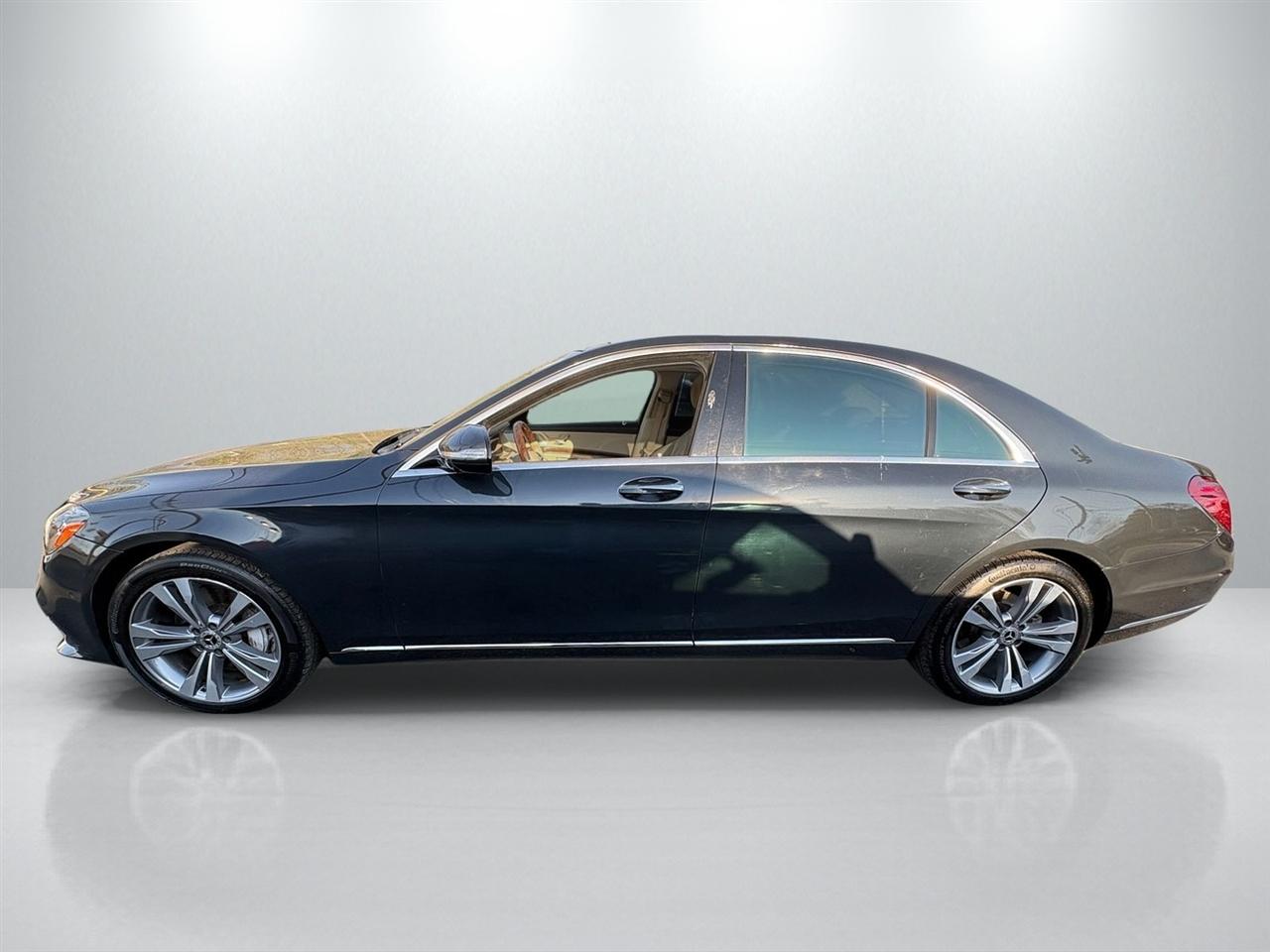 Mercedes-Benz S-Class S560 2019