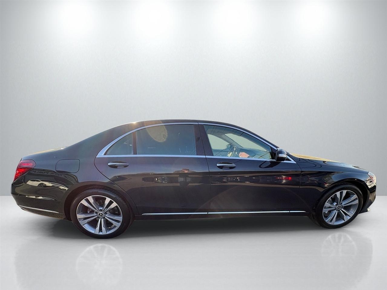 Mercedes-Benz S-Class S560 2019