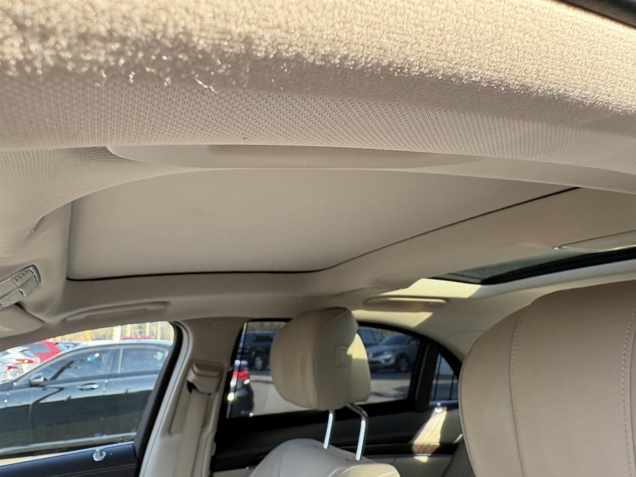 Mercedes-Benz S-Class S560 2019