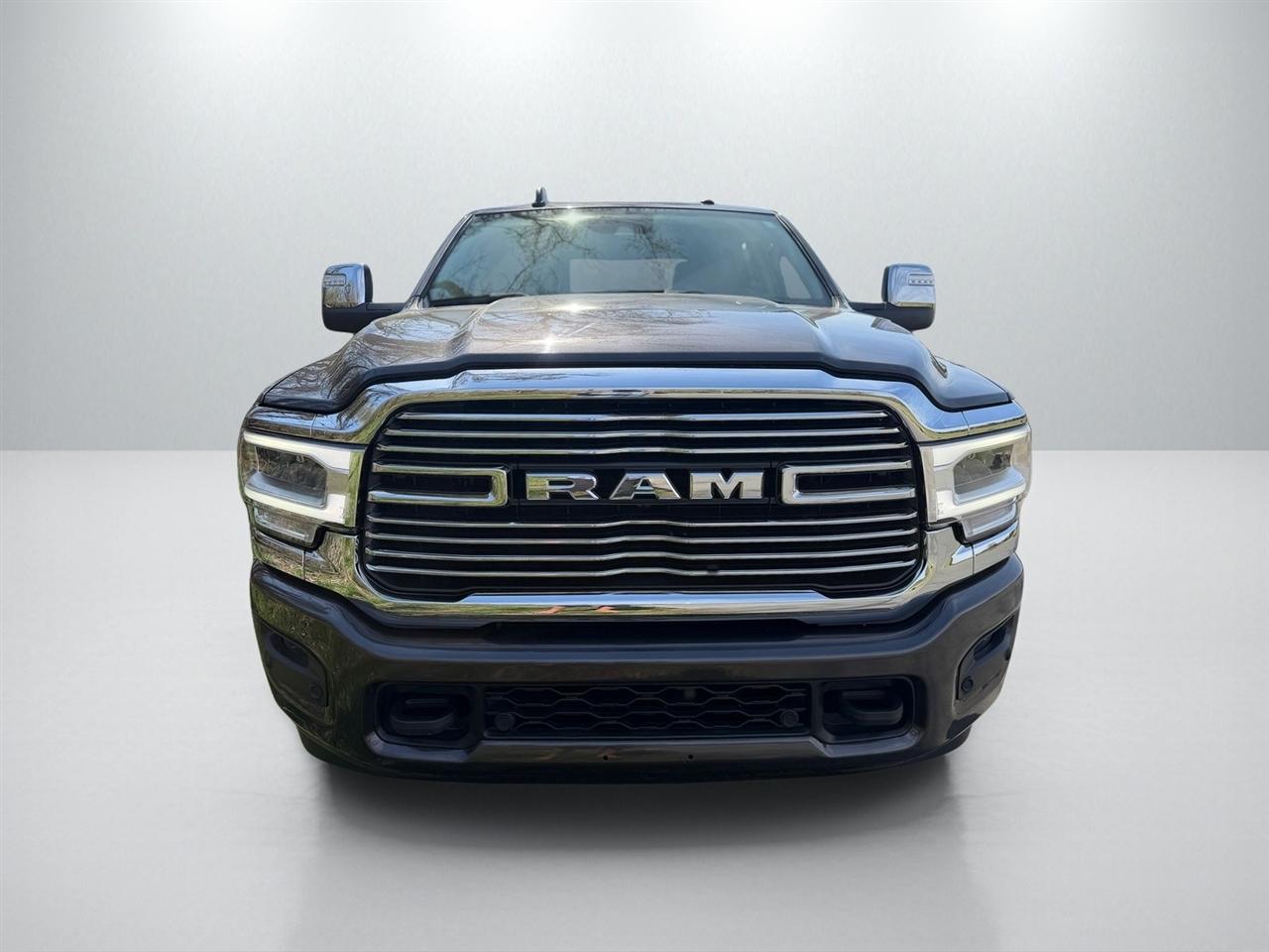 RAM 2500 Laramie Crew Cab SWB 4WD 2024