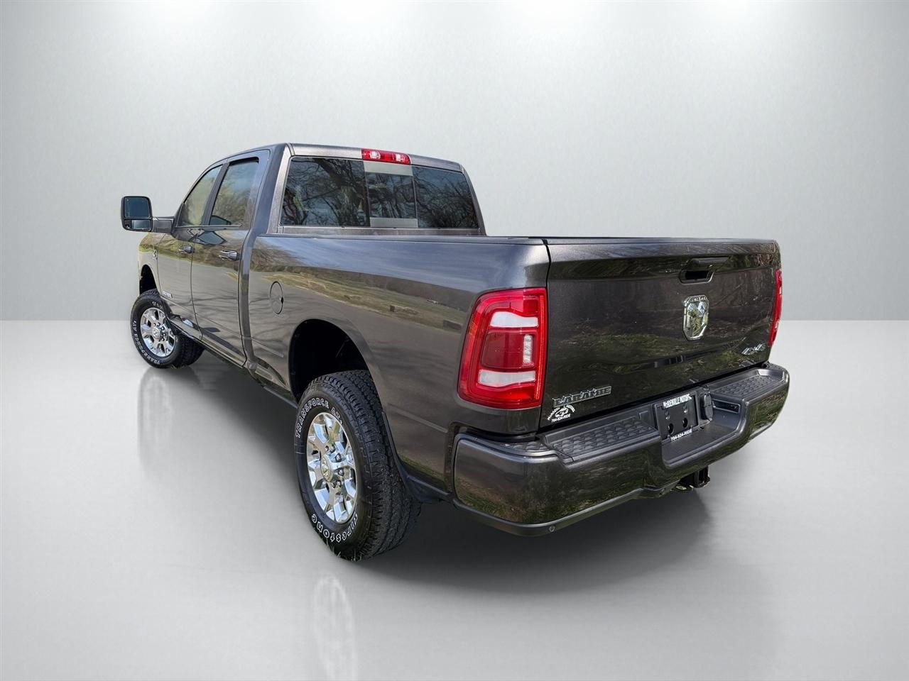 RAM 2500 Laramie Crew Cab SWB 4WD 2024