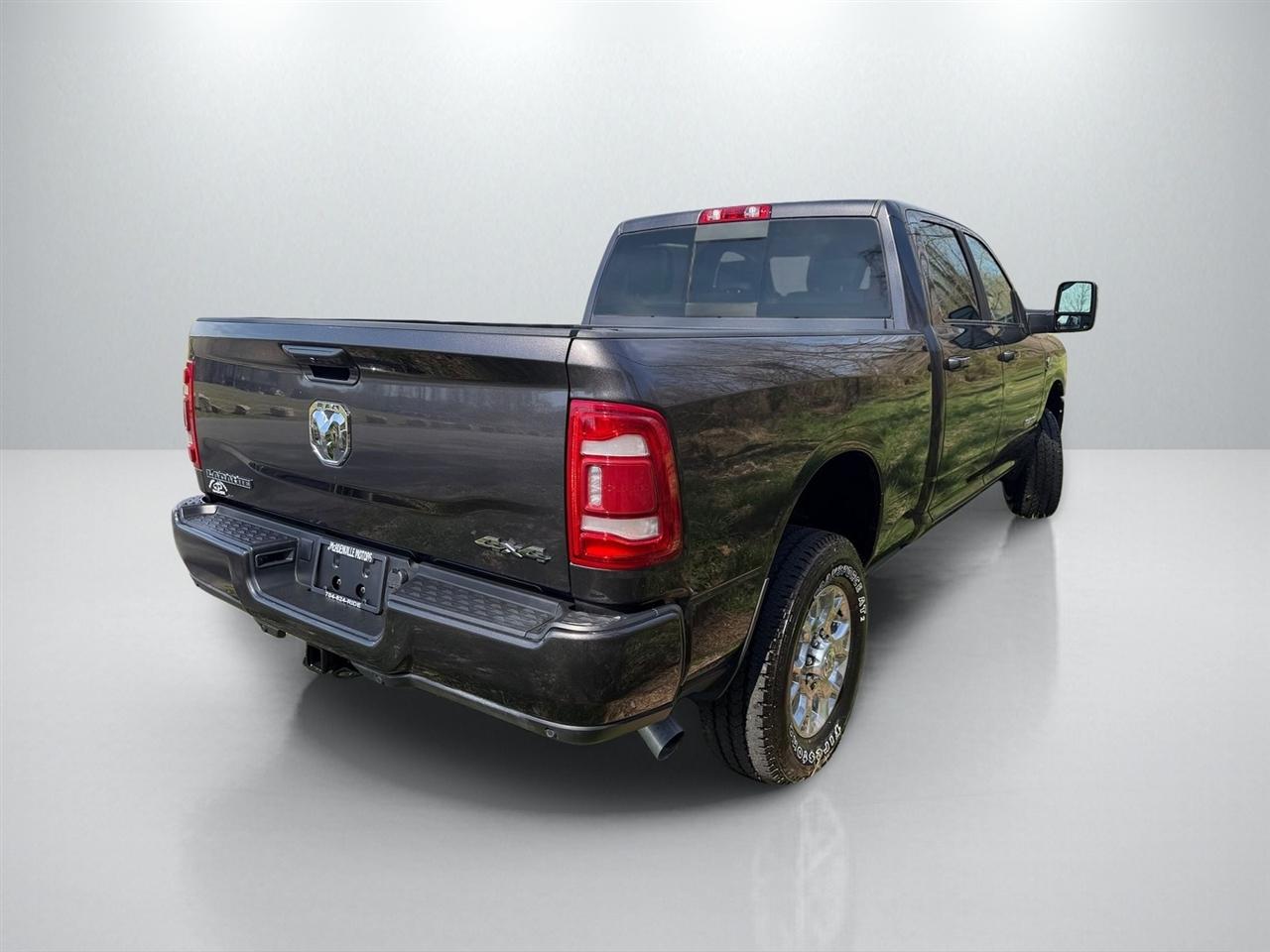RAM 2500 Laramie Crew Cab SWB 4WD 2024