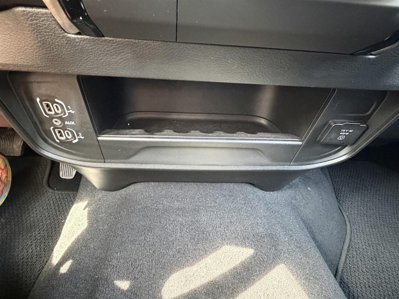 RAM 2500 Laramie Crew Cab SWB 4WD 2024