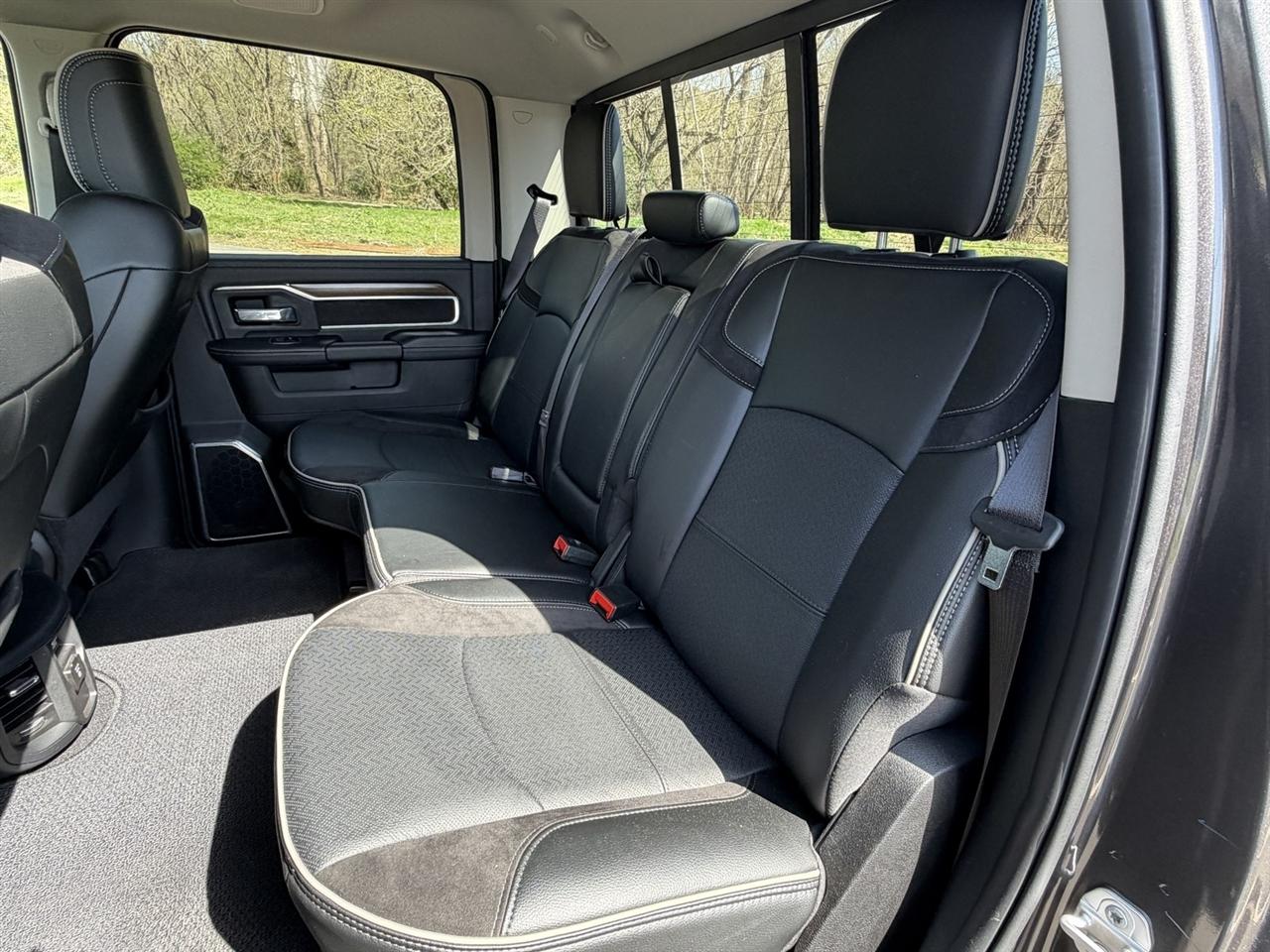 RAM 2500 Laramie Crew Cab SWB 4WD 2024