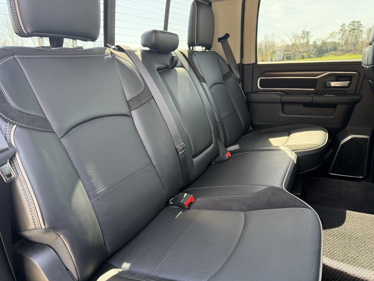 RAM 2500 Laramie Crew Cab SWB 4WD 2024