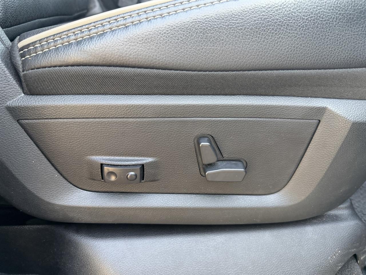 RAM 2500 Laramie Crew Cab SWB 4WD 2024