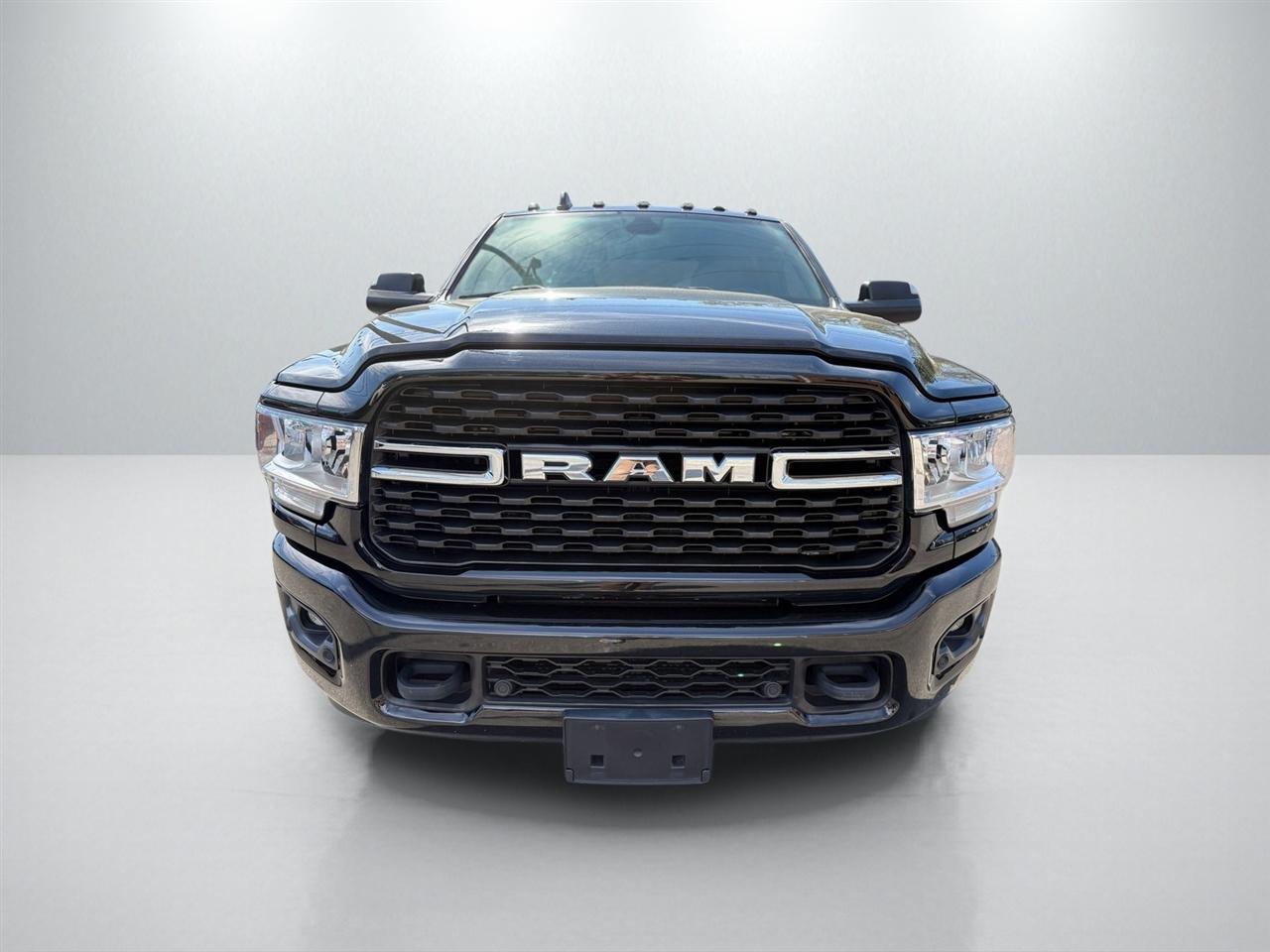 RAM 3500 Big Horn Crew Cab LWB 4WD DRW 2022