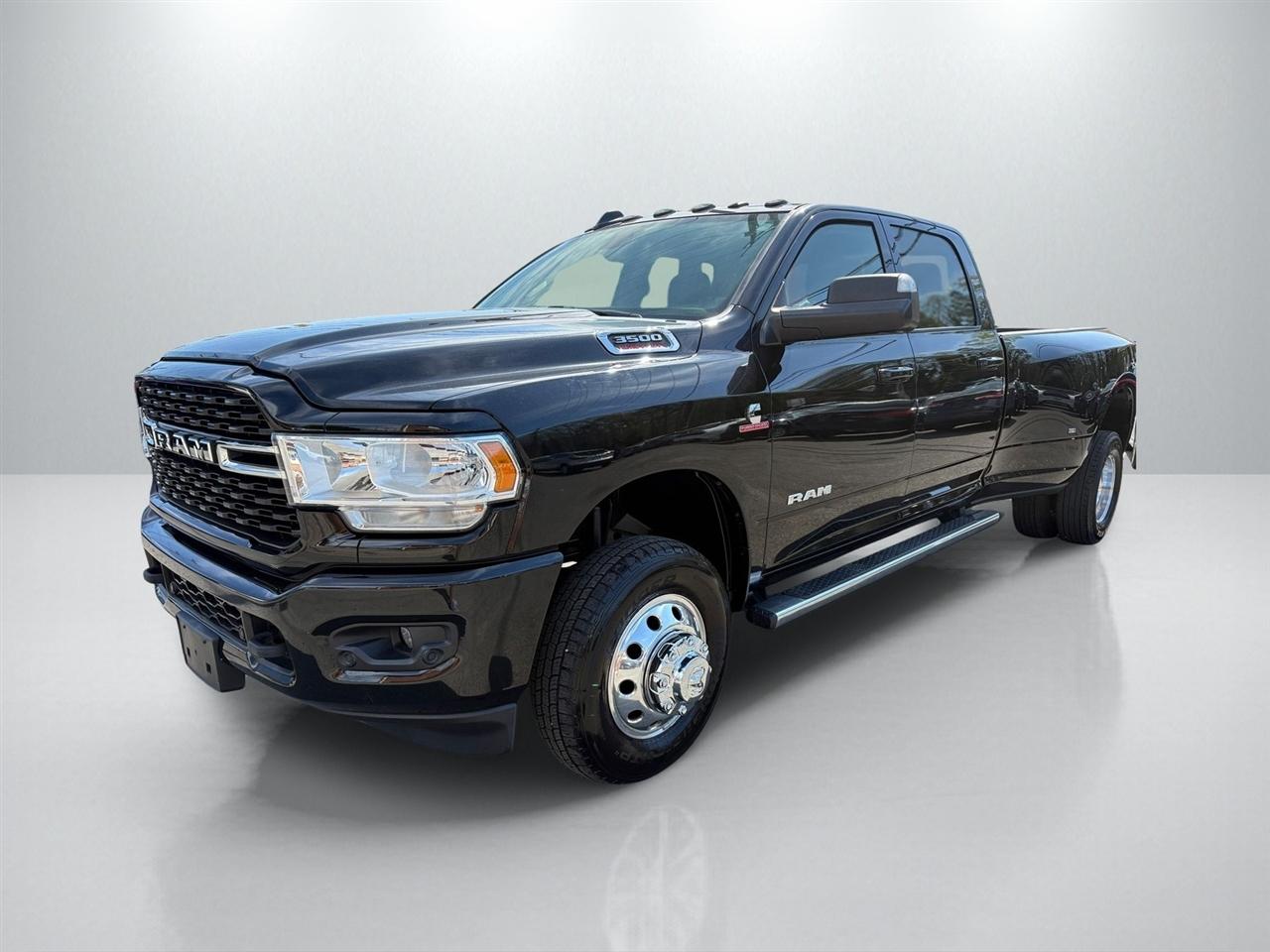 RAM 3500 Big Horn Crew Cab LWB 4WD DRW 2022