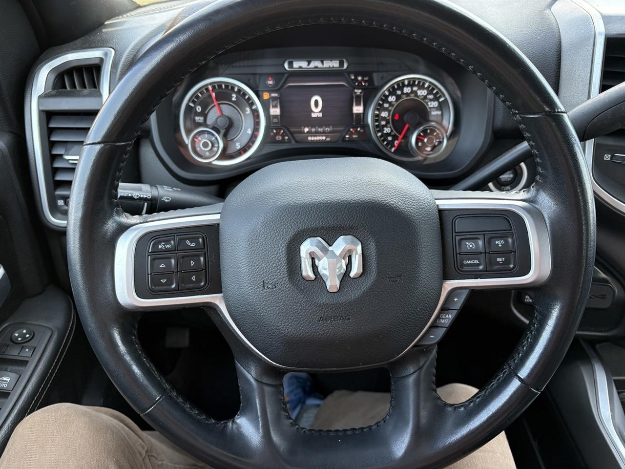 RAM 3500 Big Horn Crew Cab LWB 4WD DRW 2022