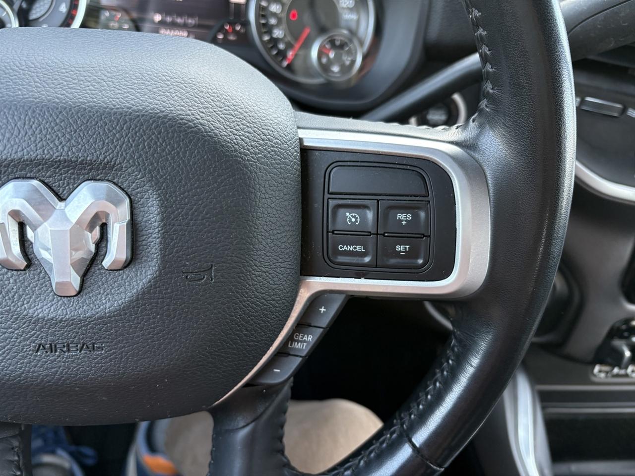 RAM 3500 Big Horn Crew Cab LWB 4WD DRW 2022