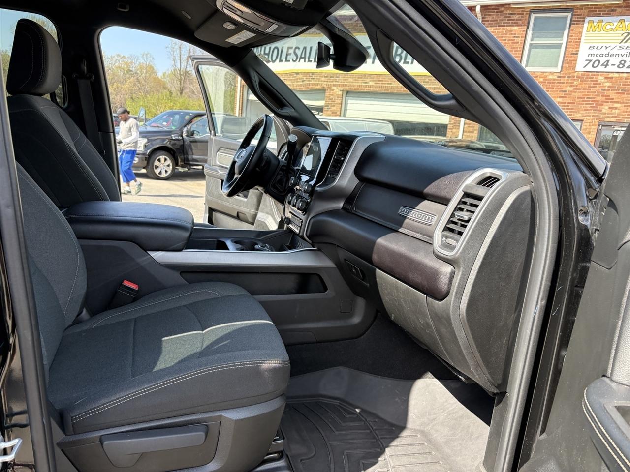 RAM 3500 Big Horn Crew Cab LWB 4WD DRW 2022