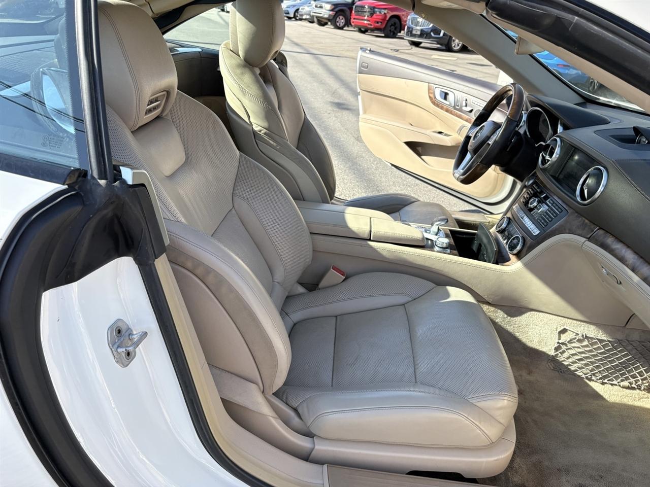 Mercedes-Benz SL-Class SL400 2016