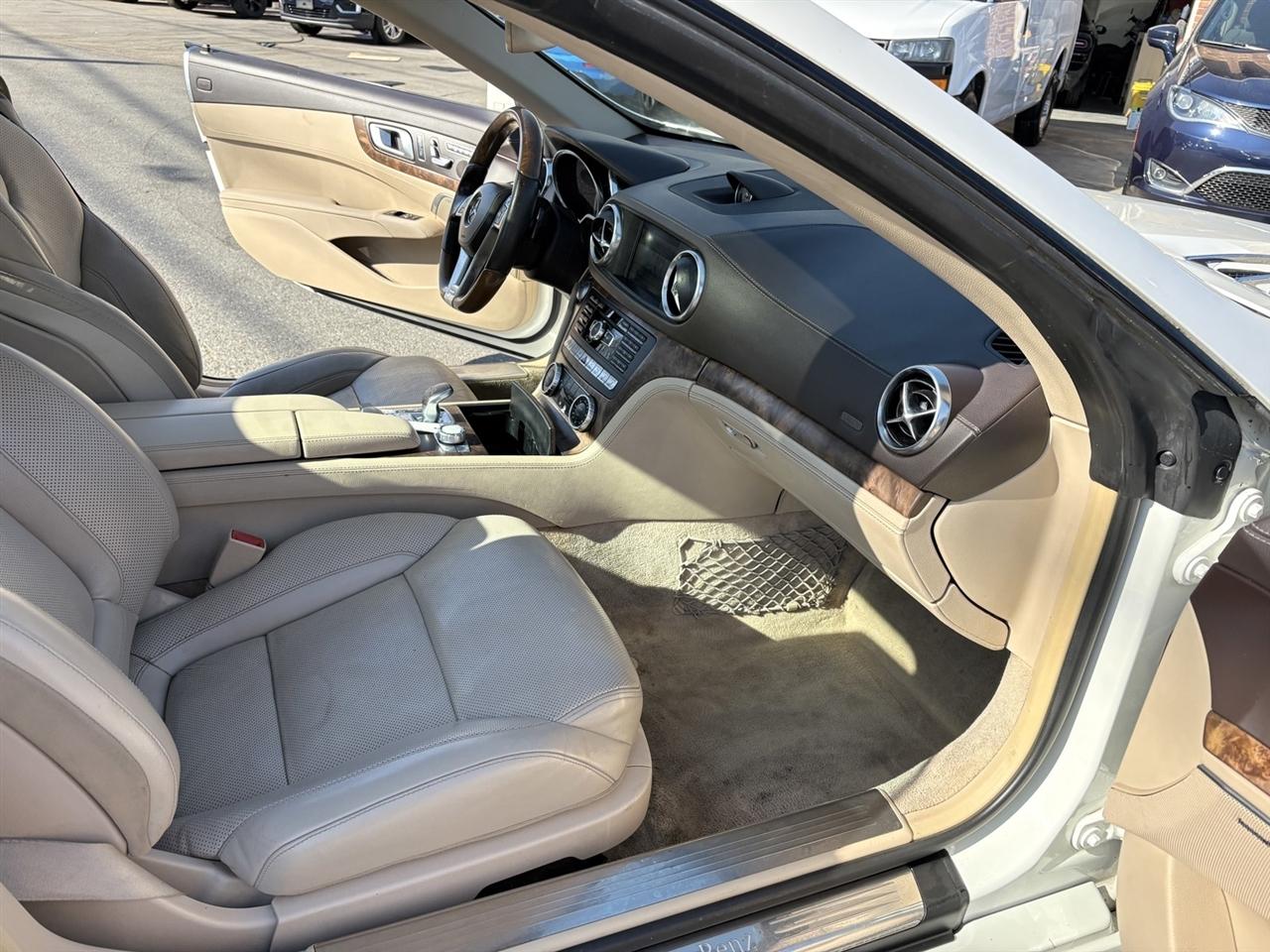 Mercedes-Benz SL-Class SL400 2016