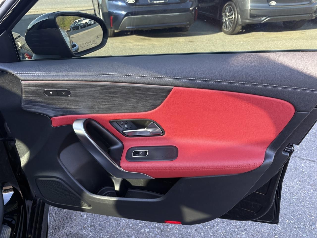 Mercedes-Benz A-Class A 220 4MATIC 2022