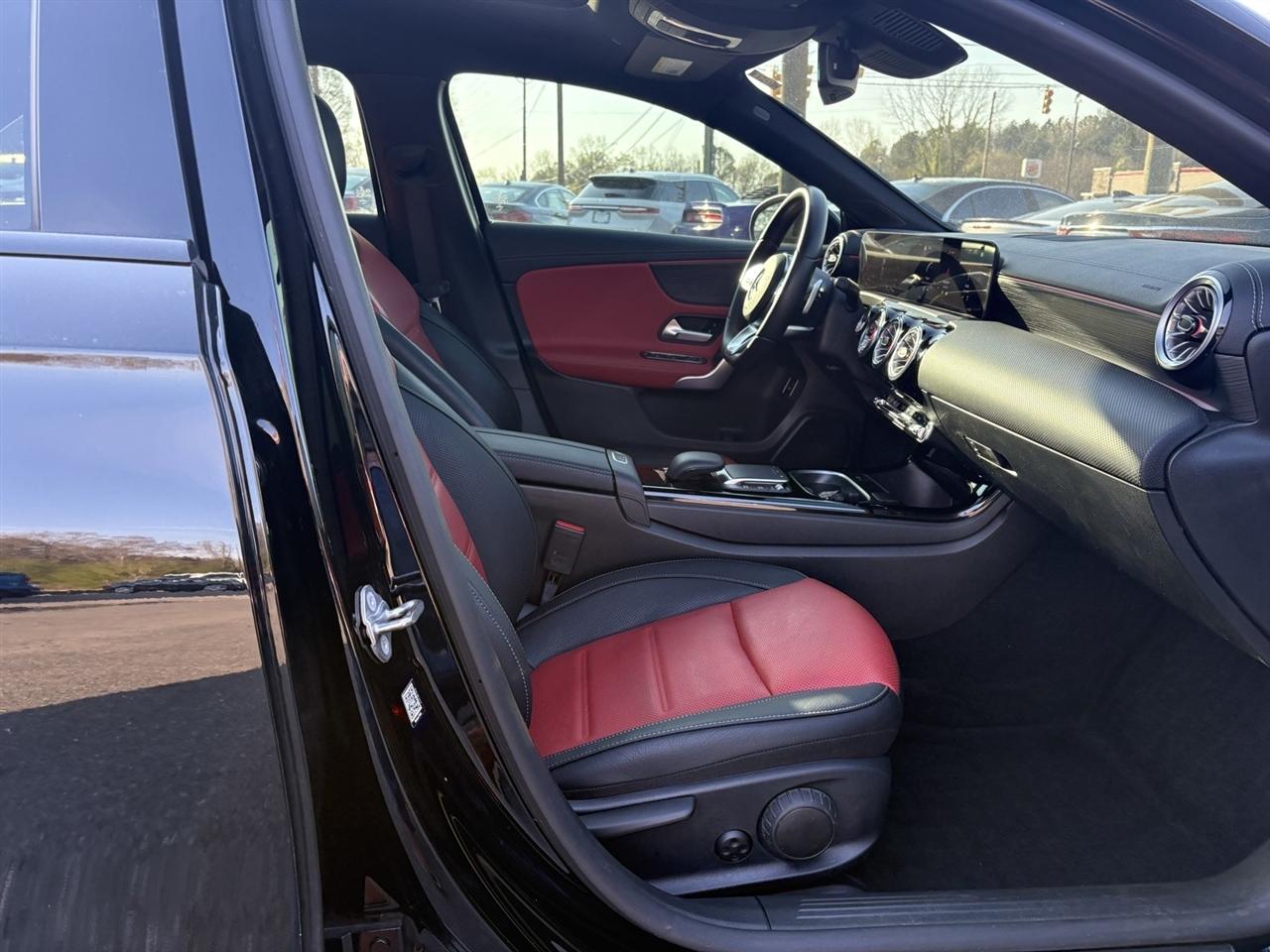 Mercedes-Benz A-Class A 220 4MATIC 2022