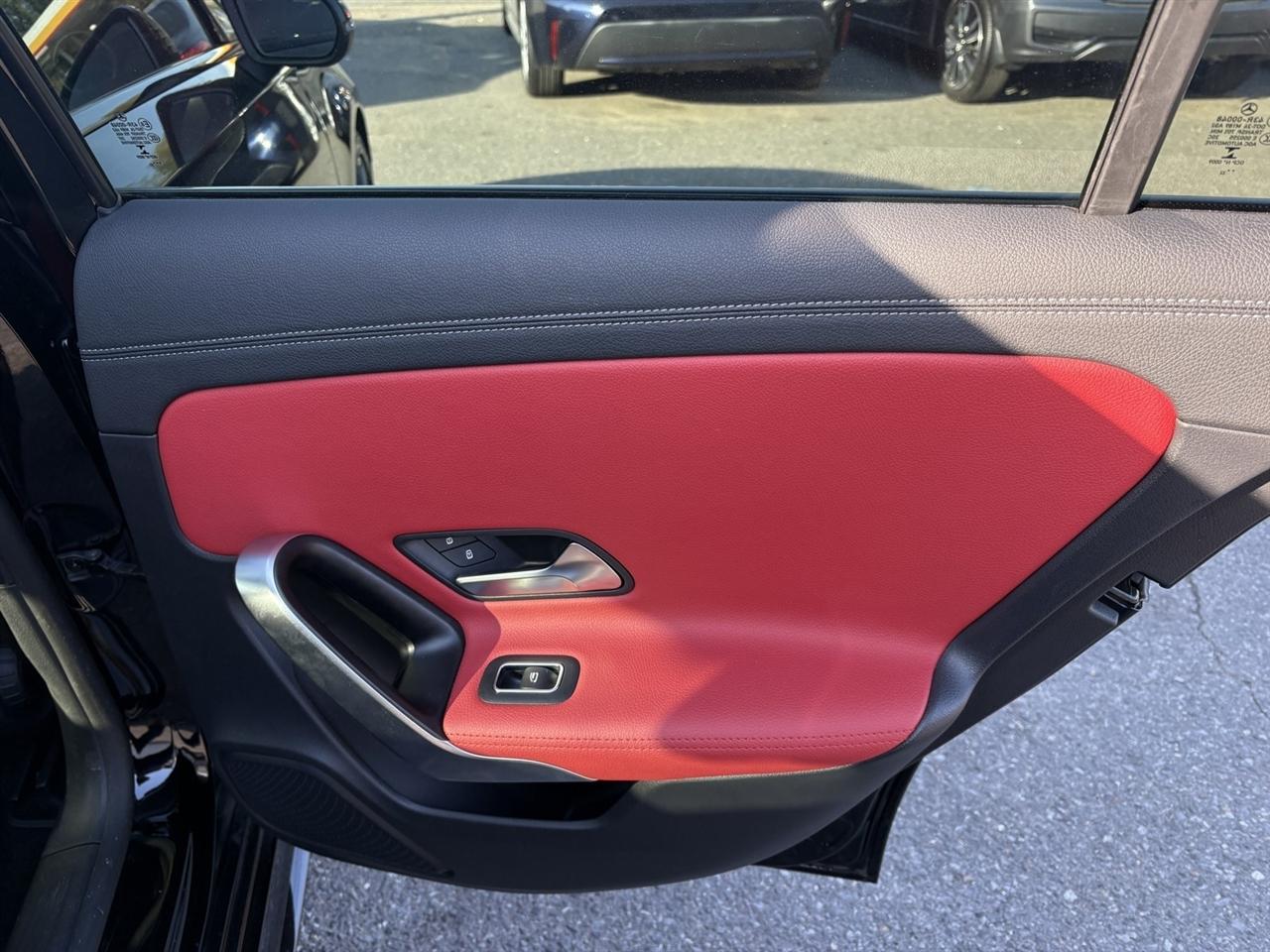 Mercedes-Benz A-Class A 220 4MATIC 2022