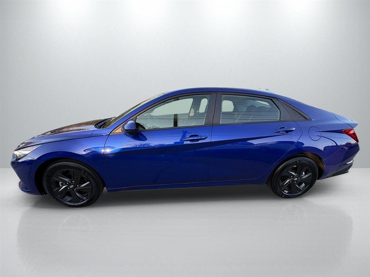 Hyundai Elantra SEL 2023