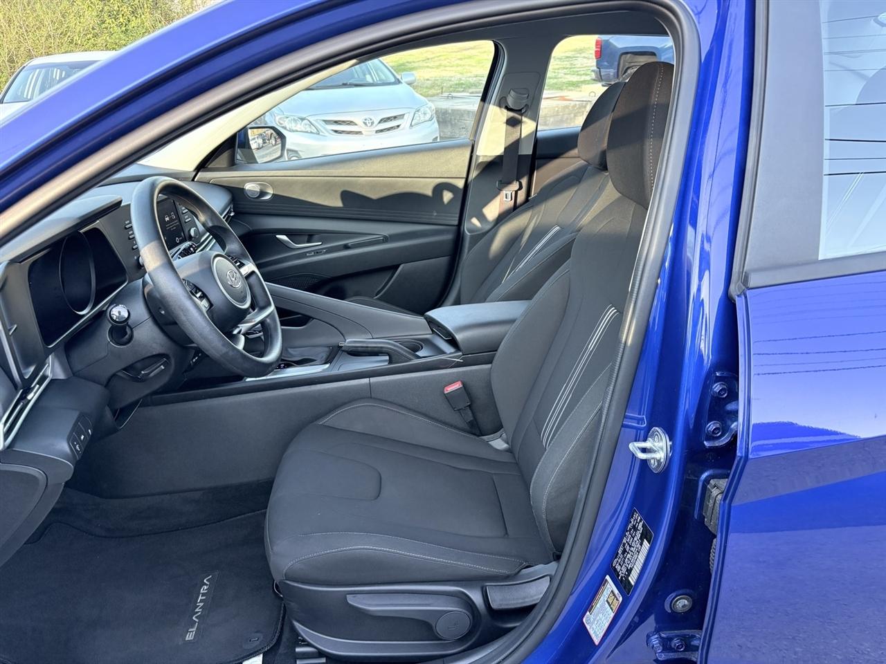 Hyundai Elantra SEL 2023