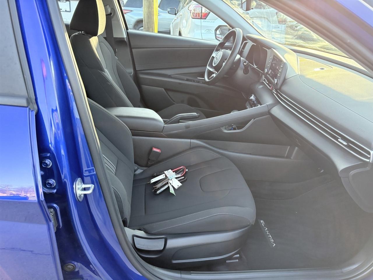 Hyundai Elantra SEL 2023