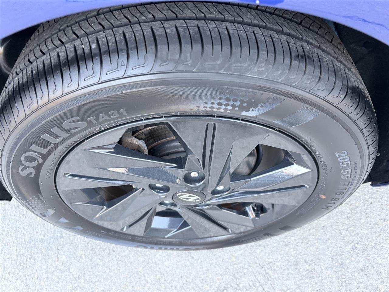 Hyundai Elantra SEL 2023