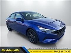 2023 Hyundai Elantra 