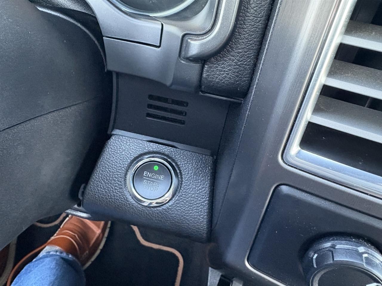 Ford F-150 Limited SuperCrew 4WD 2016