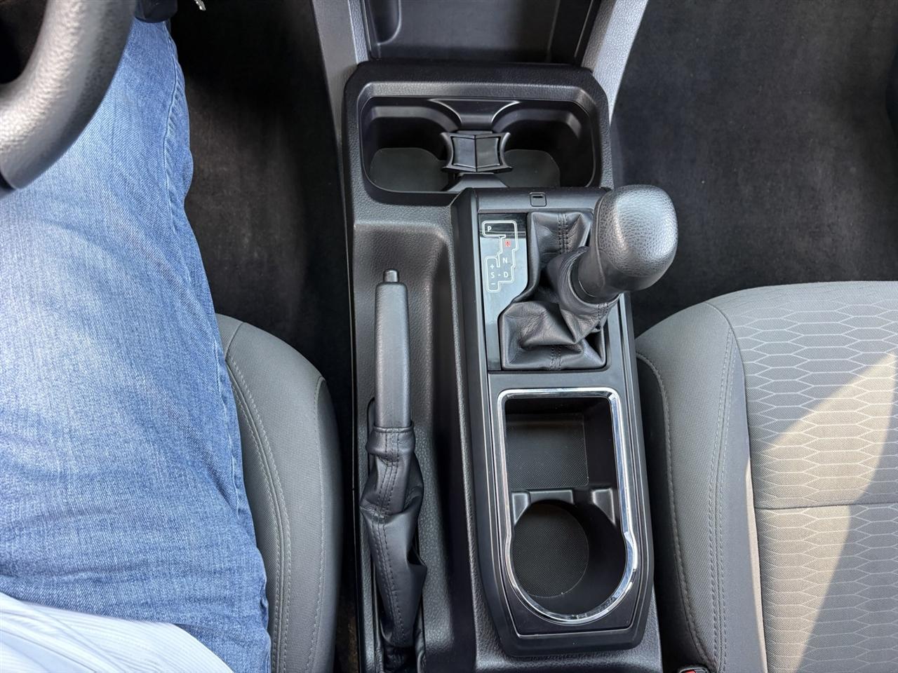 Toyota Tacoma SR5 Access Cab I4 6AT 4WD 2016