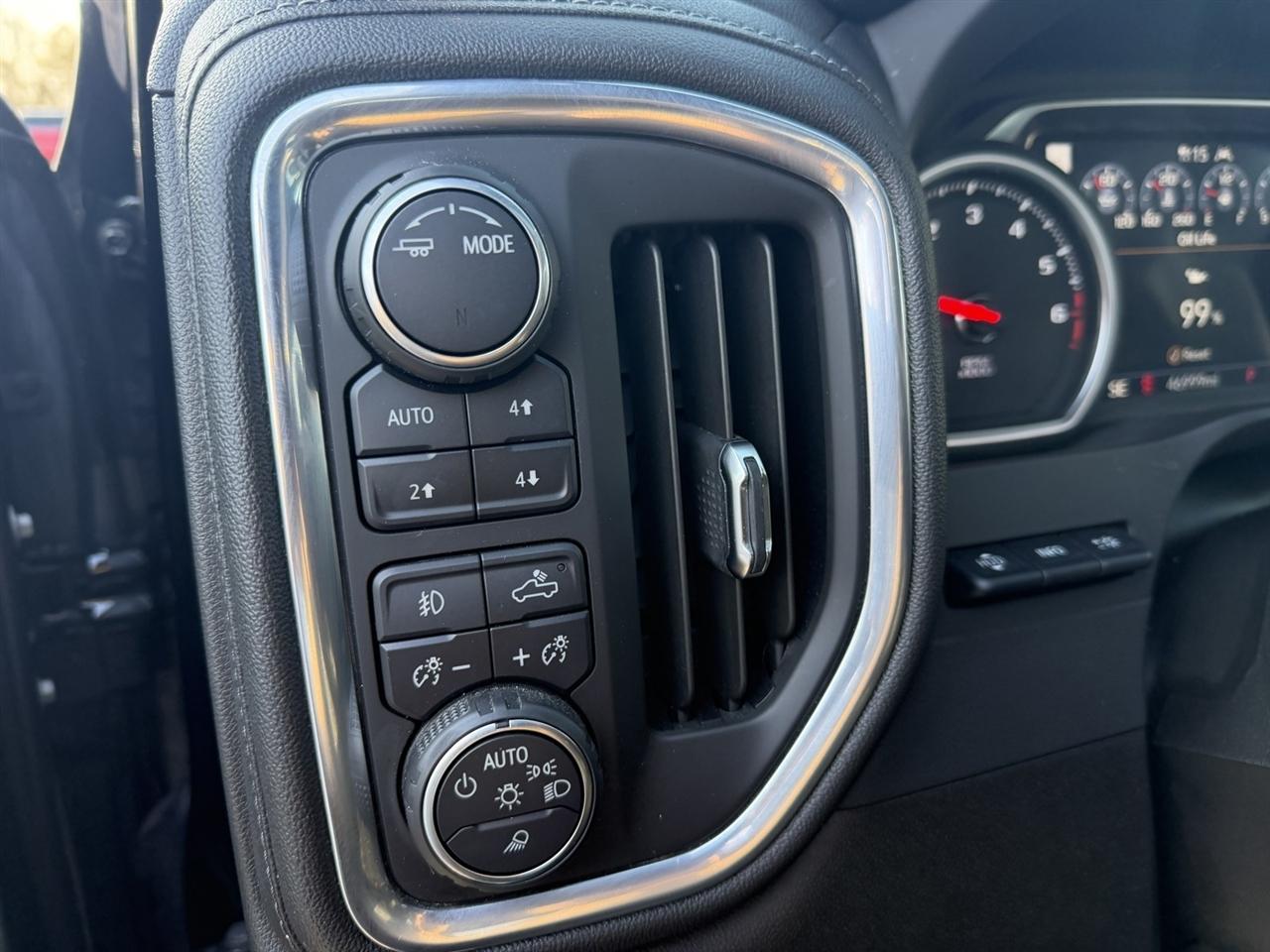 Chevrolet Silverado 1500  2021