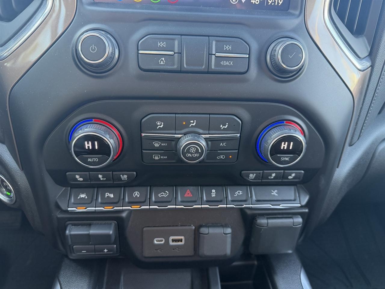 Chevrolet Silverado 1500  2021