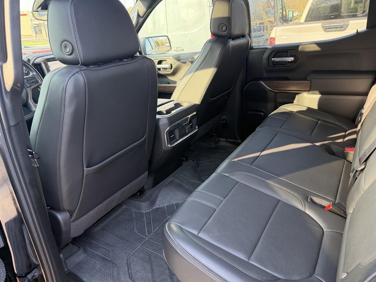 Chevrolet Silverado 1500  2021